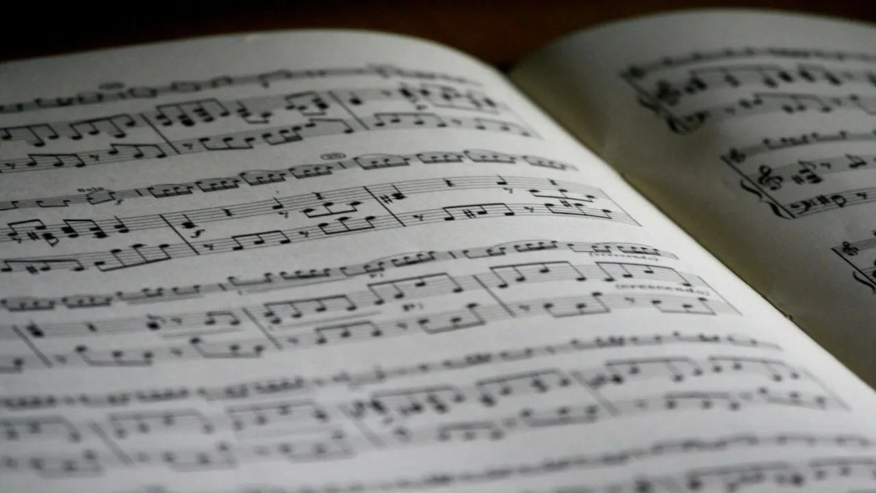 Benefits of Learning a Musical Instrument for Seniors